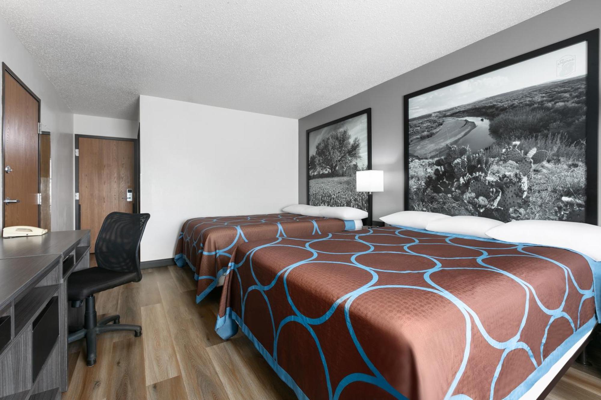 Super 8 By Wyndham Grapevine/Dfw Airport Northwest Hotel Exterior foto