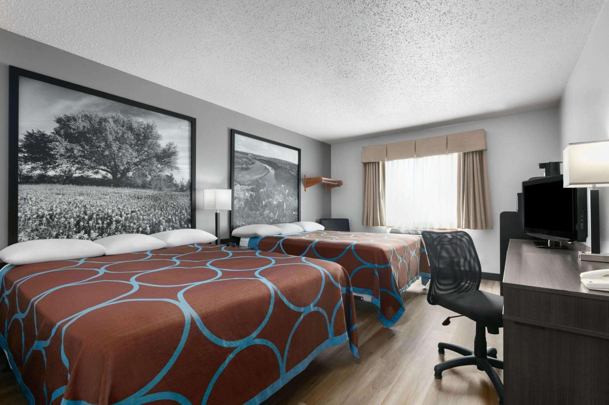 Super 8 By Wyndham Grapevine/Dfw Airport Northwest Hotel Exterior foto